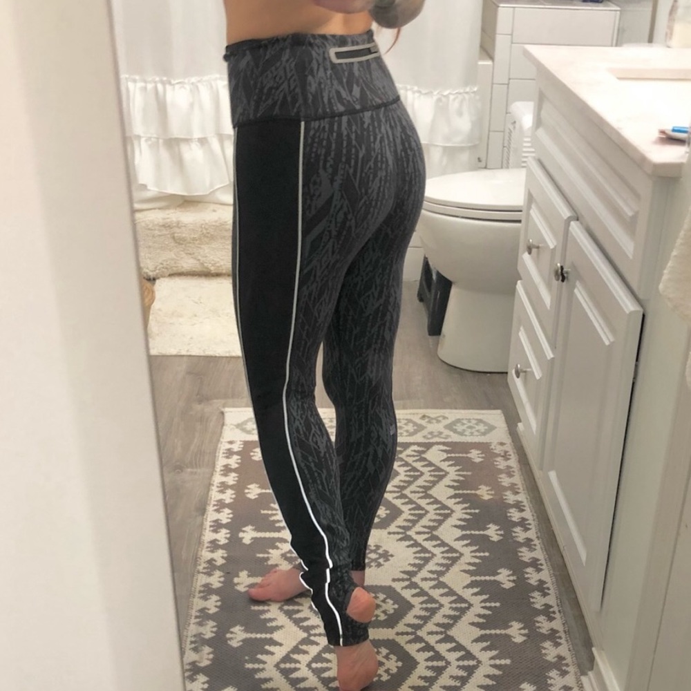 VS leggings
